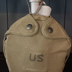 Vintage U.S. Military Canteen Set Of One-quart Canteen/Metal Cup/Canvas Cover