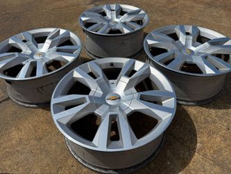 22” OEM Chevy Suburban RST Wheels Tahoe Silverado rims 6x5.5 Silver Color