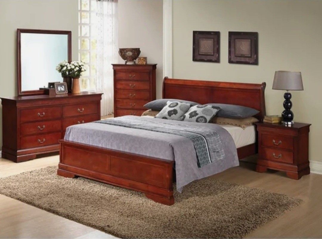 Louis Phillipe Queen Bedroom Set
