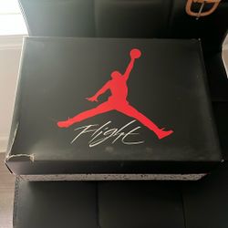 Jordan 4 