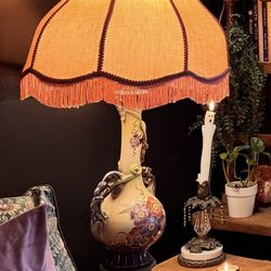 Antique Set Of 2 Lamps With Lampshade 