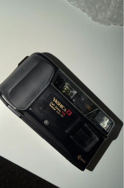 Yashica T3 35mm Film Camera | Carl Zeiss Tessar Lens | Tested Working
