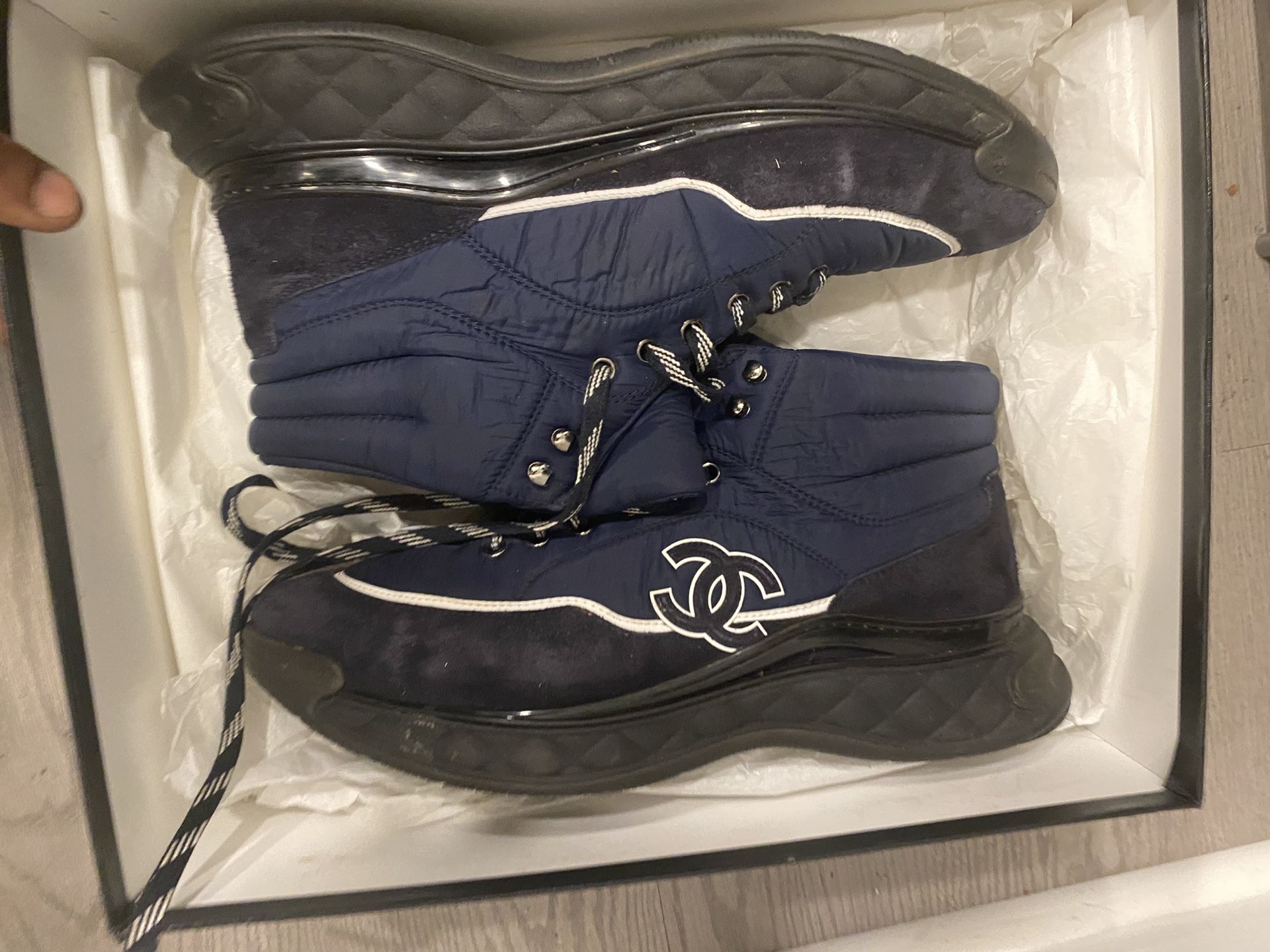 Mens Chanel shoes size 11