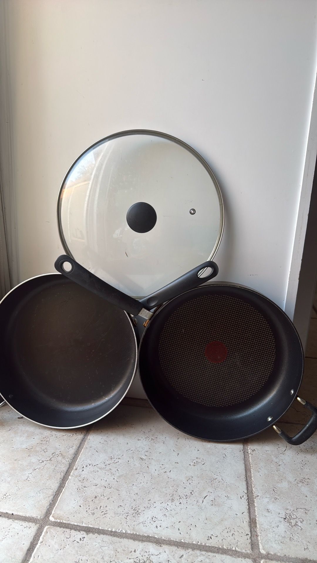 Durable cookware set for your kitchen Durable cookware set for your kitchen