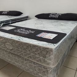 FUĹL REGULAR MATTRESS AND BOX SPRING 