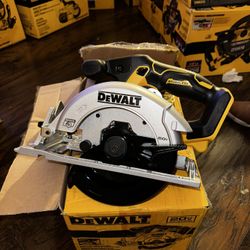 Dewalt Saw
