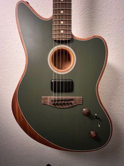 Fender acoustasonic jazzmaster