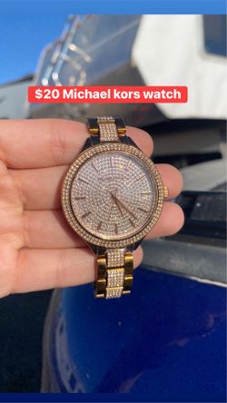 Women’s rose gold Michael kors watch