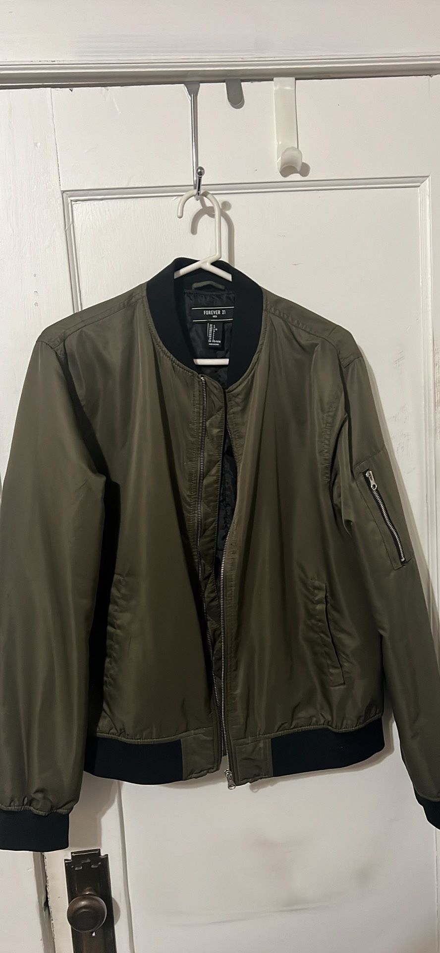 Men’s Bomber Jacket 