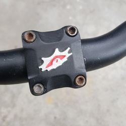 Race Face Dirt Jumper Handlebars Bike