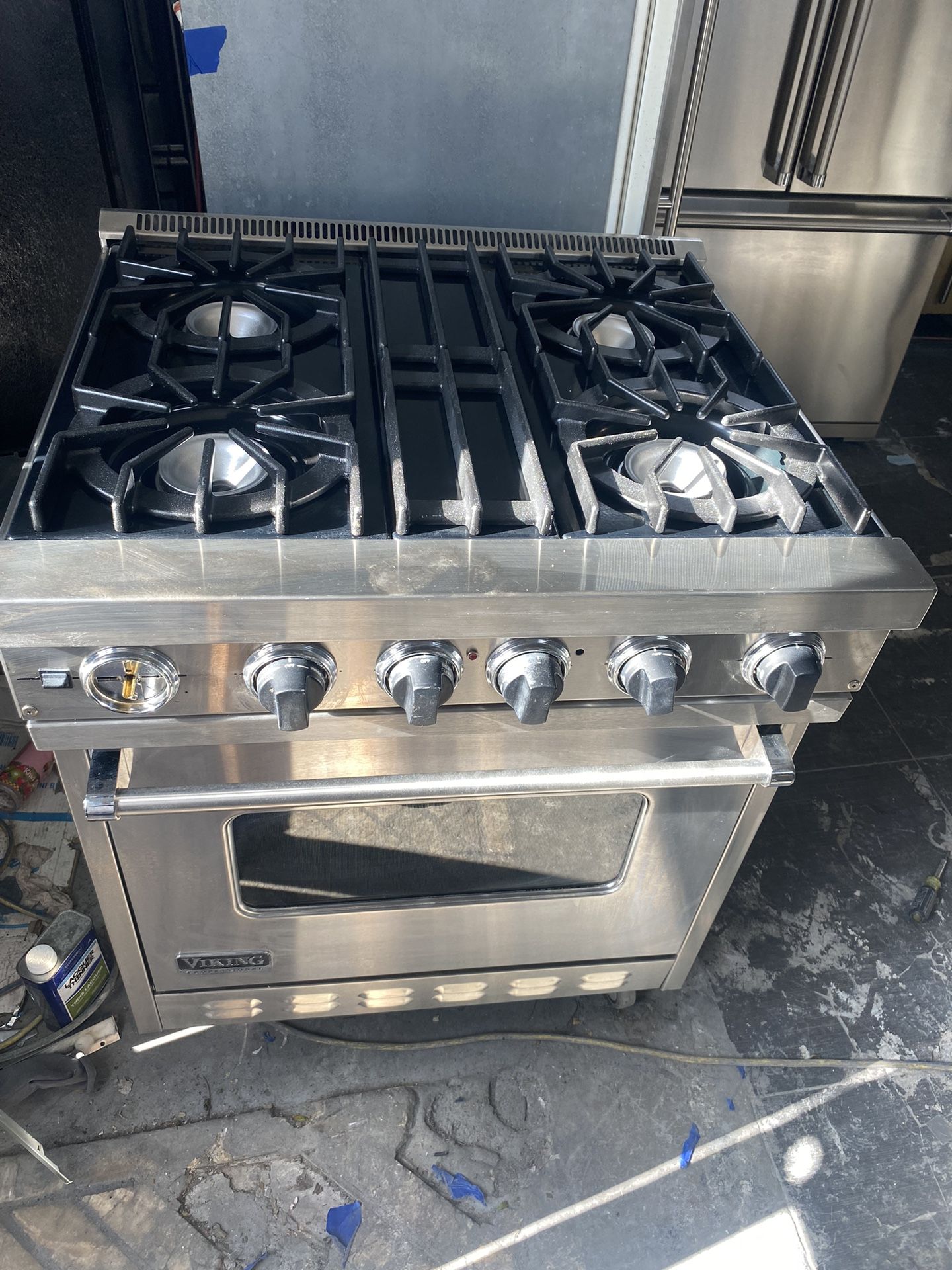 Negotiable 30-wide Viking stove