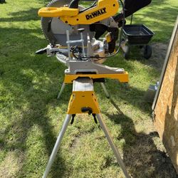 DeWalt 12” Double Bevel Miter Saw And Work Stand 