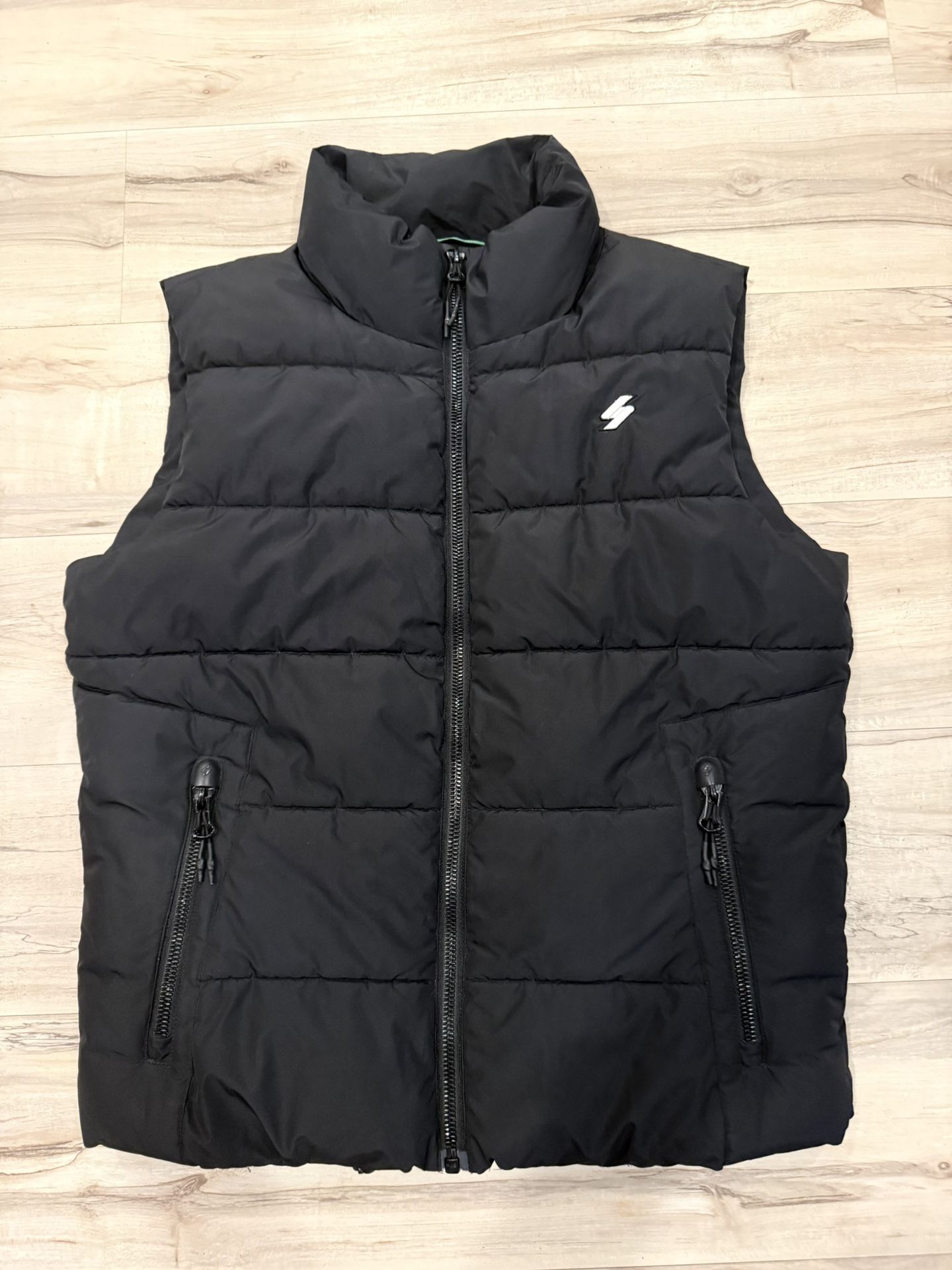 SUPERDRY Puffer Vest With Pockets - Men’s Medium