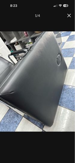 Massage table