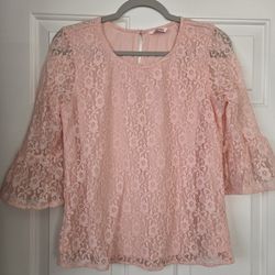 Lace Blouse w/Bell Sleeves! Size L