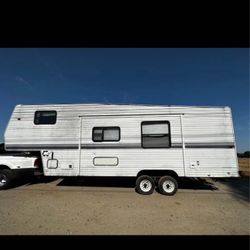 1999 Nomad 30 Foot 5th Wheel Trailer 