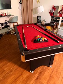 Pool Table with 2 Cues and Balls