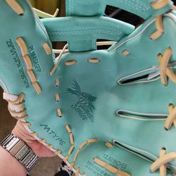 Marucci Baseball Glove brand new