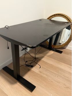 Sit Stand Desk Autonomous