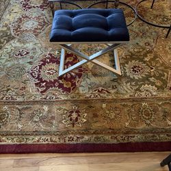 Black velveteen  tufted bench