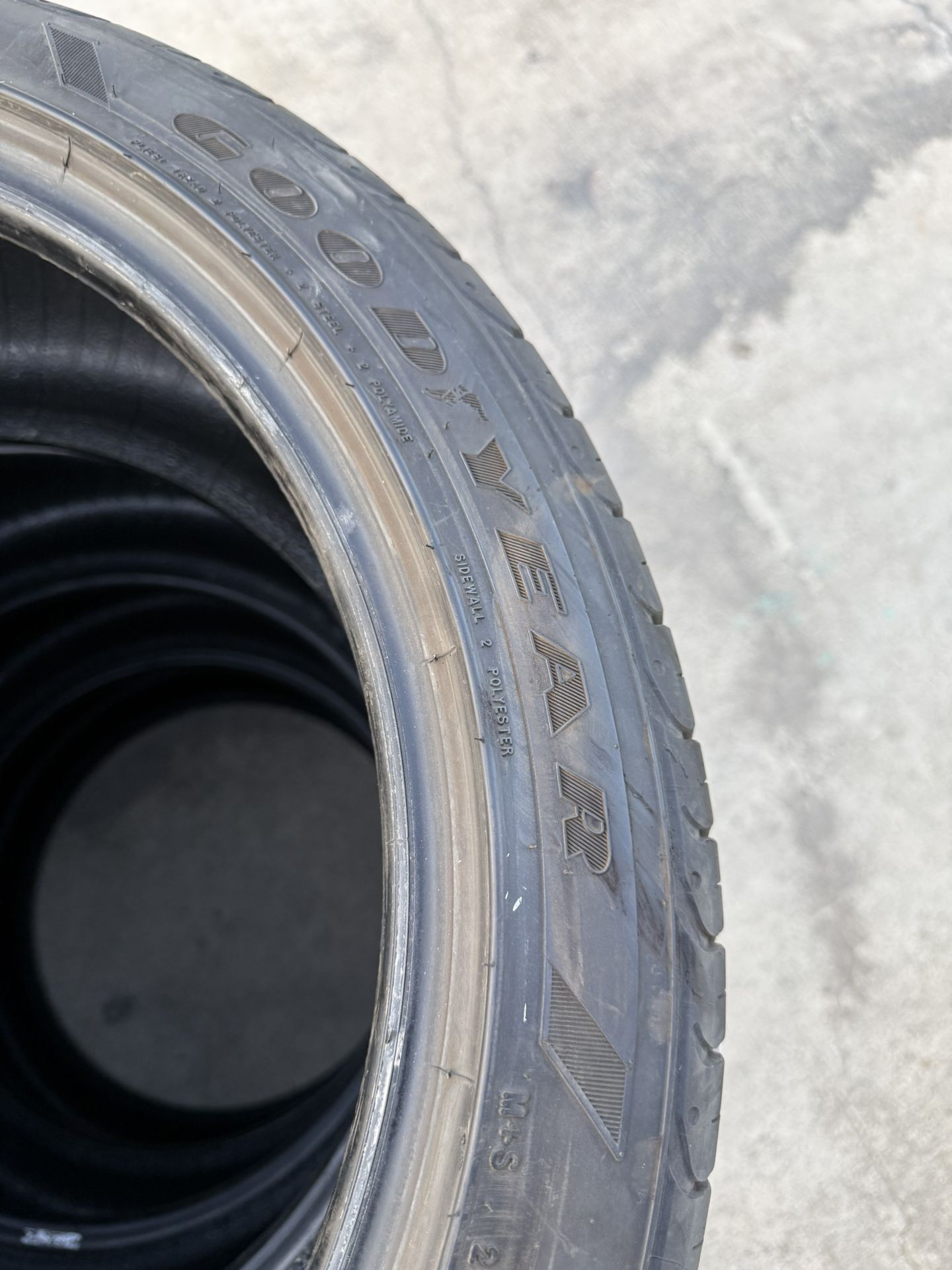 GOODYEAR 235/40/18