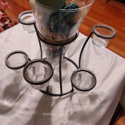 Circular Candle Stand With Vase