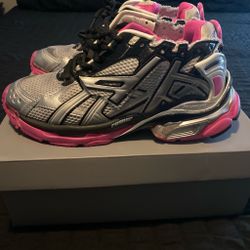 balenciaga runners pink and grey size 43 eu