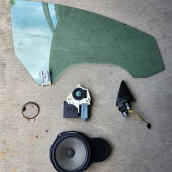 2009 To 2017 Volkswagen CC Passenger Front Door Parts 