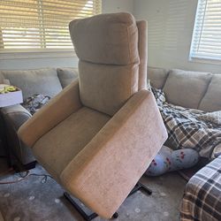 Recliner- brand new remote operated.