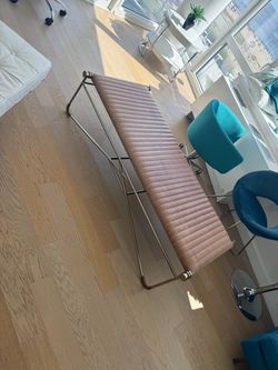 CB2 bench