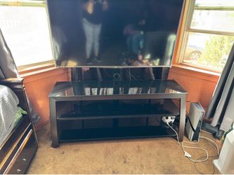 TV Glass table with mount