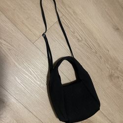 Zara Black Ribbed Bag Purse With Strap