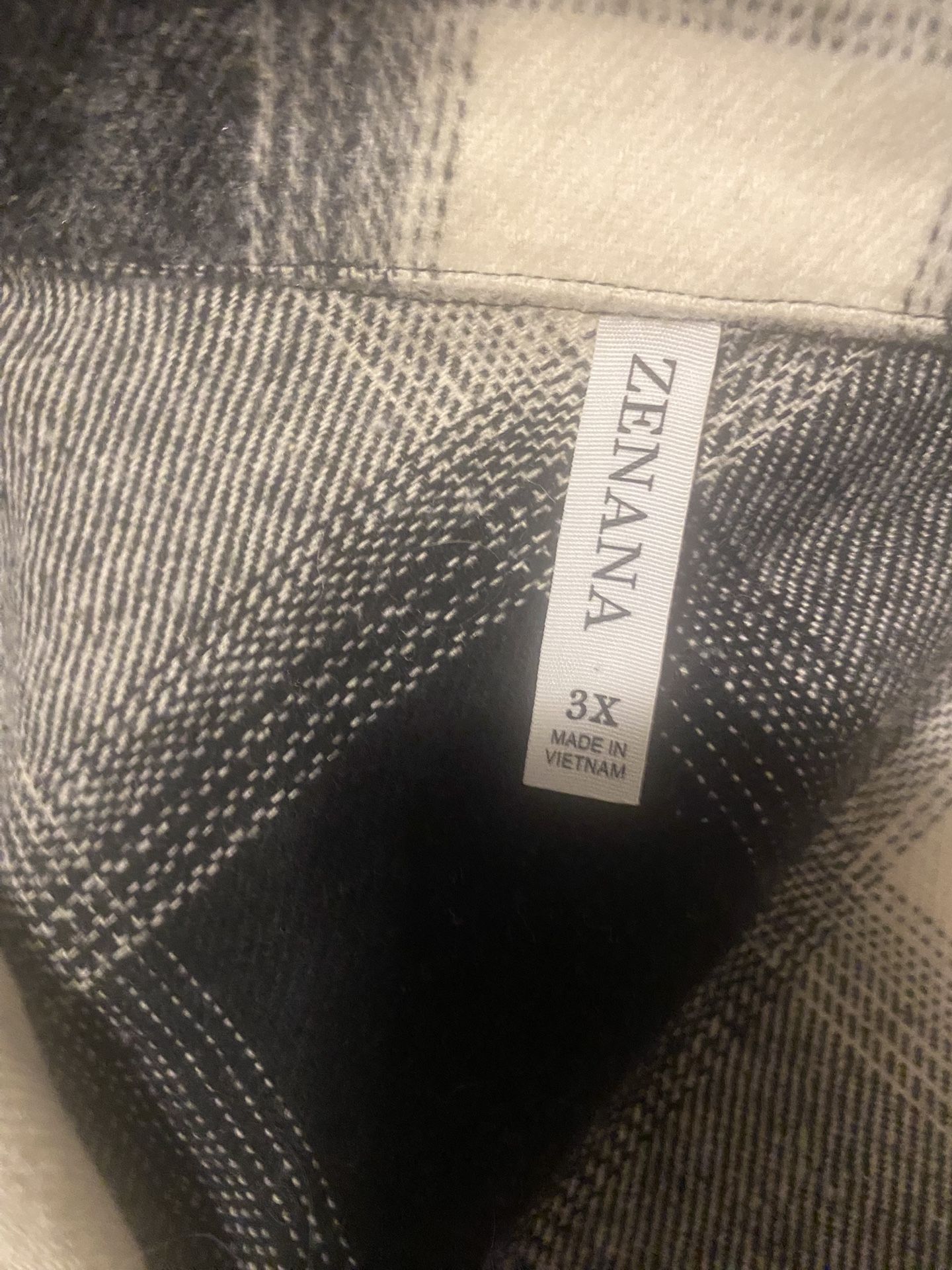 Zenana Woman’s 3XL Black/White/Gray Shacket
