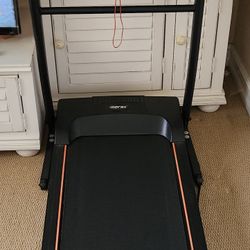 Merax Folding Treadmill With Incline, 2.5 HP, 12 Preset Fitness Programs,  0.5-7.5mph, 300lb Maximum Capacity 