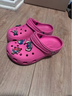 Girls crocs