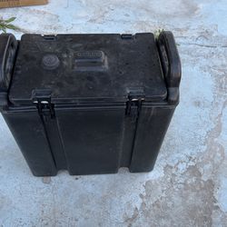 Cambro Hot Beverage Container