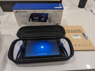 PS5 Portal Remote Player with box & case