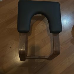 Feetup Yoga Head Stand Bench