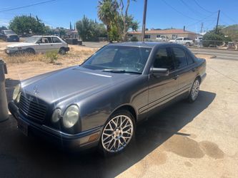 No Parts 1996 Mercedes model e320
