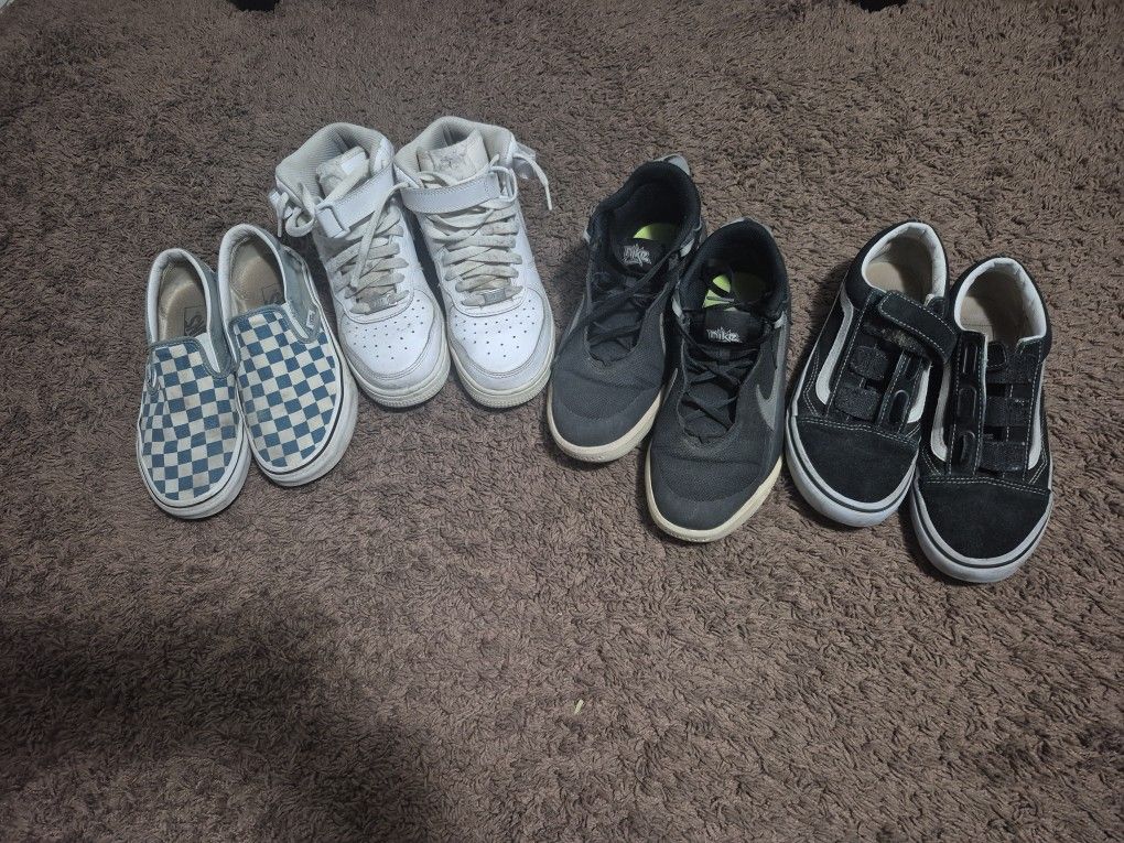Shoes 2 Pair Of Vans 2bof Nikes for Sale in Fontana, CA - OfferUp
