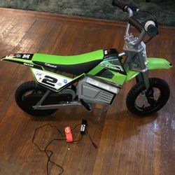 BRAND NEW ELECTRONIC DIRTBIKE 