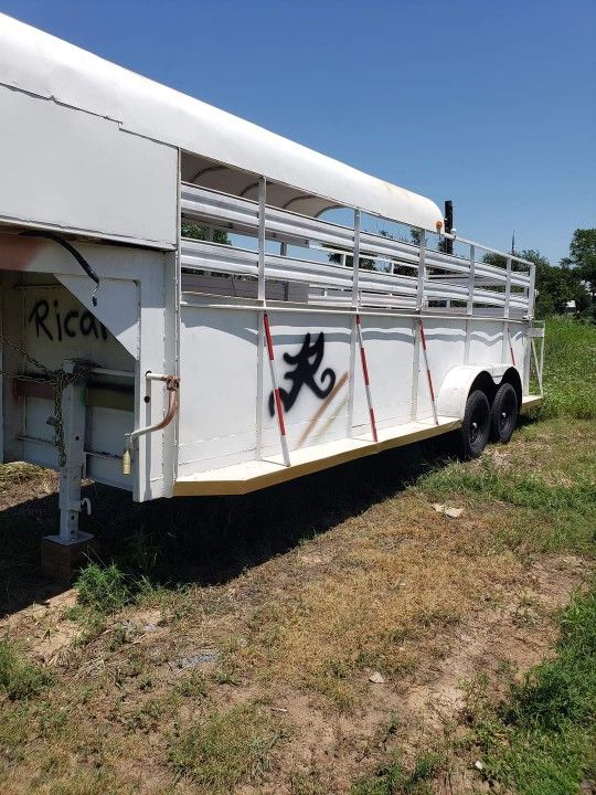 40 Foot Stock Trailer For Horses And Cattle 