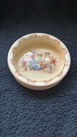Bunnykins 6”baby Plate