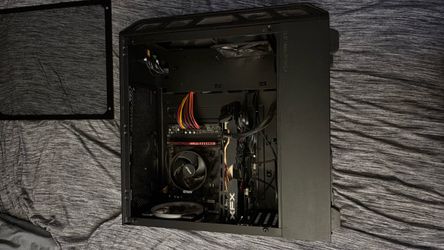 STARTER CYBER POWER PC GAMING COMPUTER