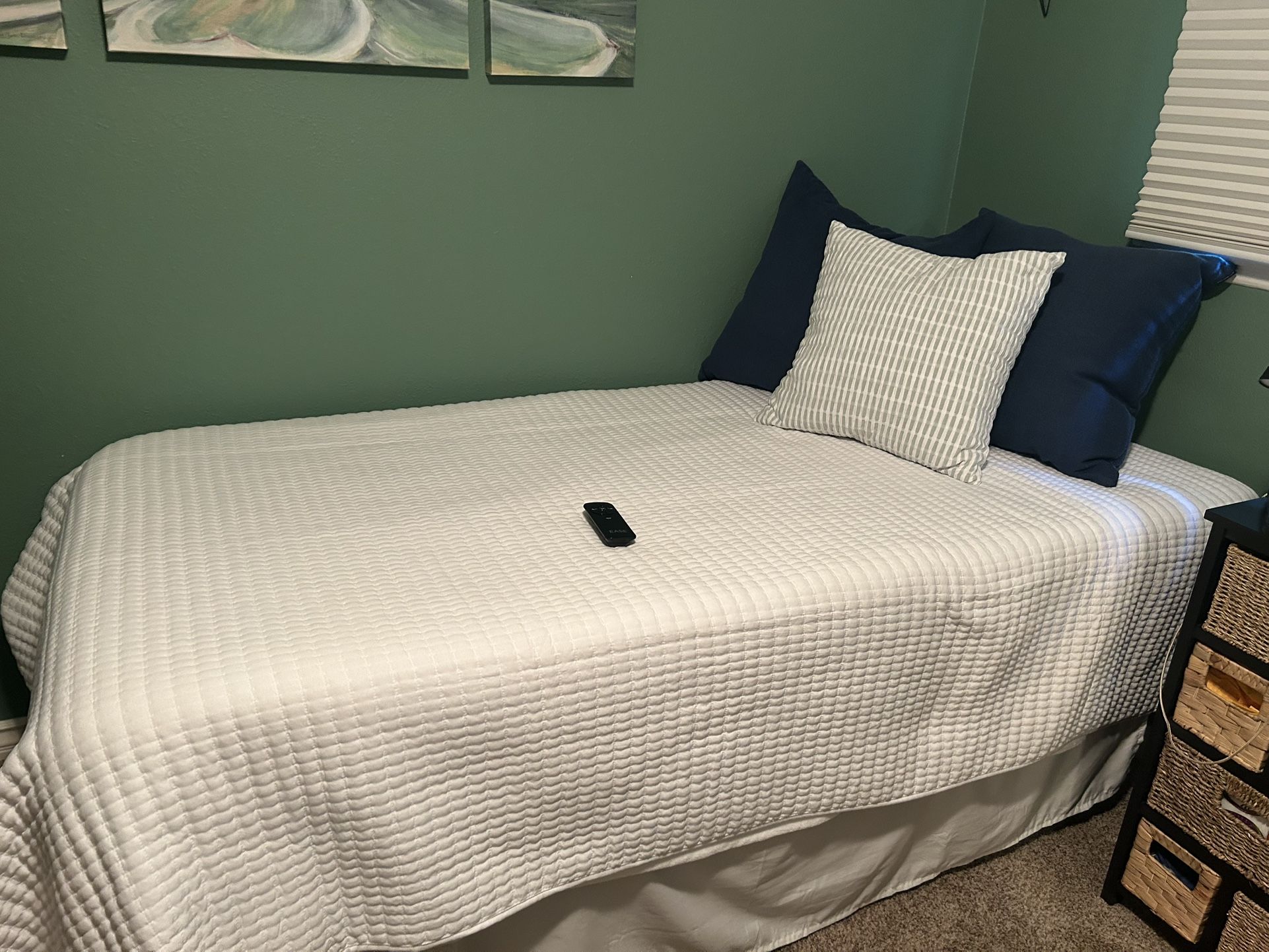 Twin Extra Long Bed with adjustable base