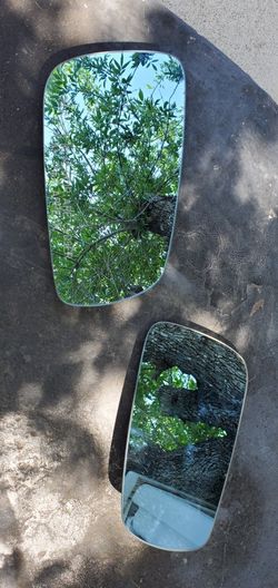 New Genuine VW Golf,Cabrio  Right & Left Mirror Glass 