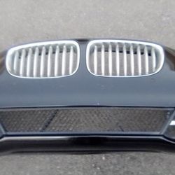 2011-2015 Bmw 528i (5 Series) Complete Front Bumper With All The Accessories Oem.