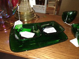 Vintage green dishes