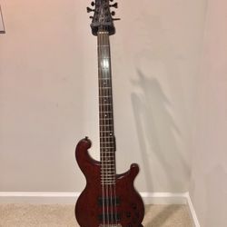 2010 Dean Rhapsody 8 String Bass