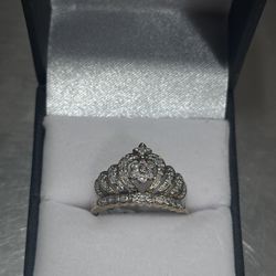 10K Diamond ring